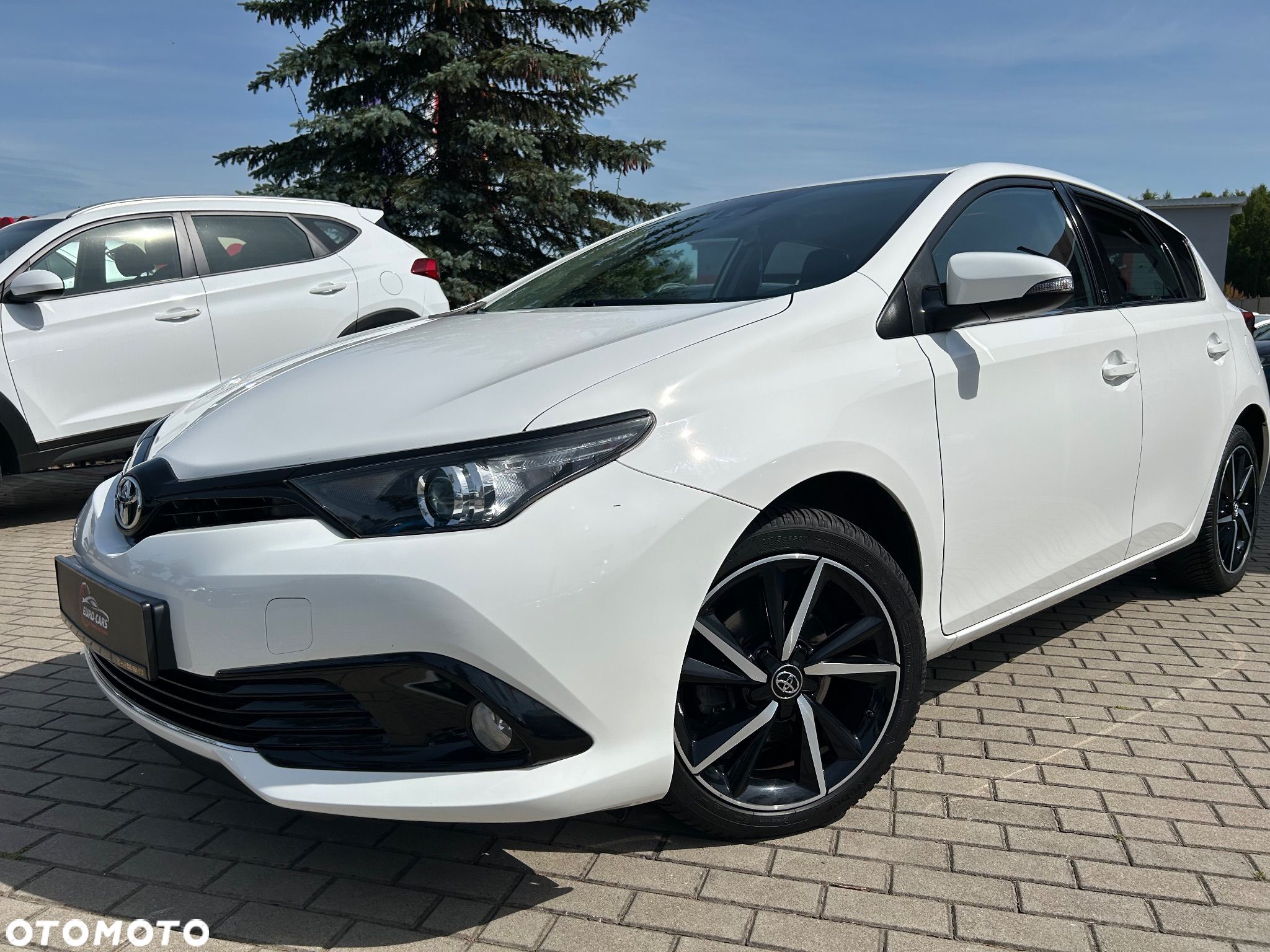 Toyota Auris 1.2 T Dynamic - 1