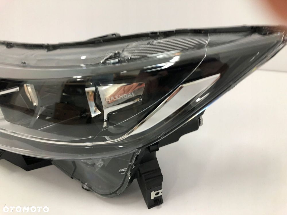 NISSAN QASHQAI J11 II 17- LIFT LEWY REFLEKTOR LED - 2