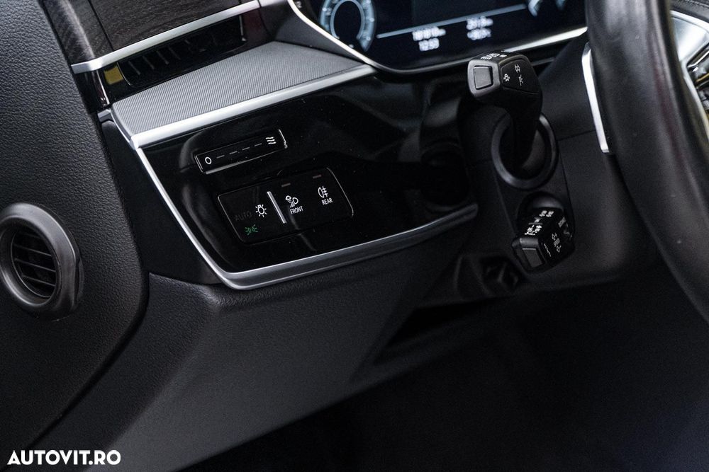 Audi A8 60 TFSI e quattro Tiptronic PHEV - 21