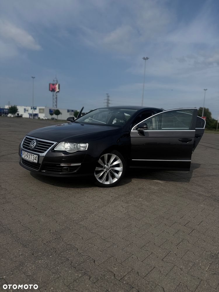 Volkswagen Passat 2.0 TDI DPF Highline - 8