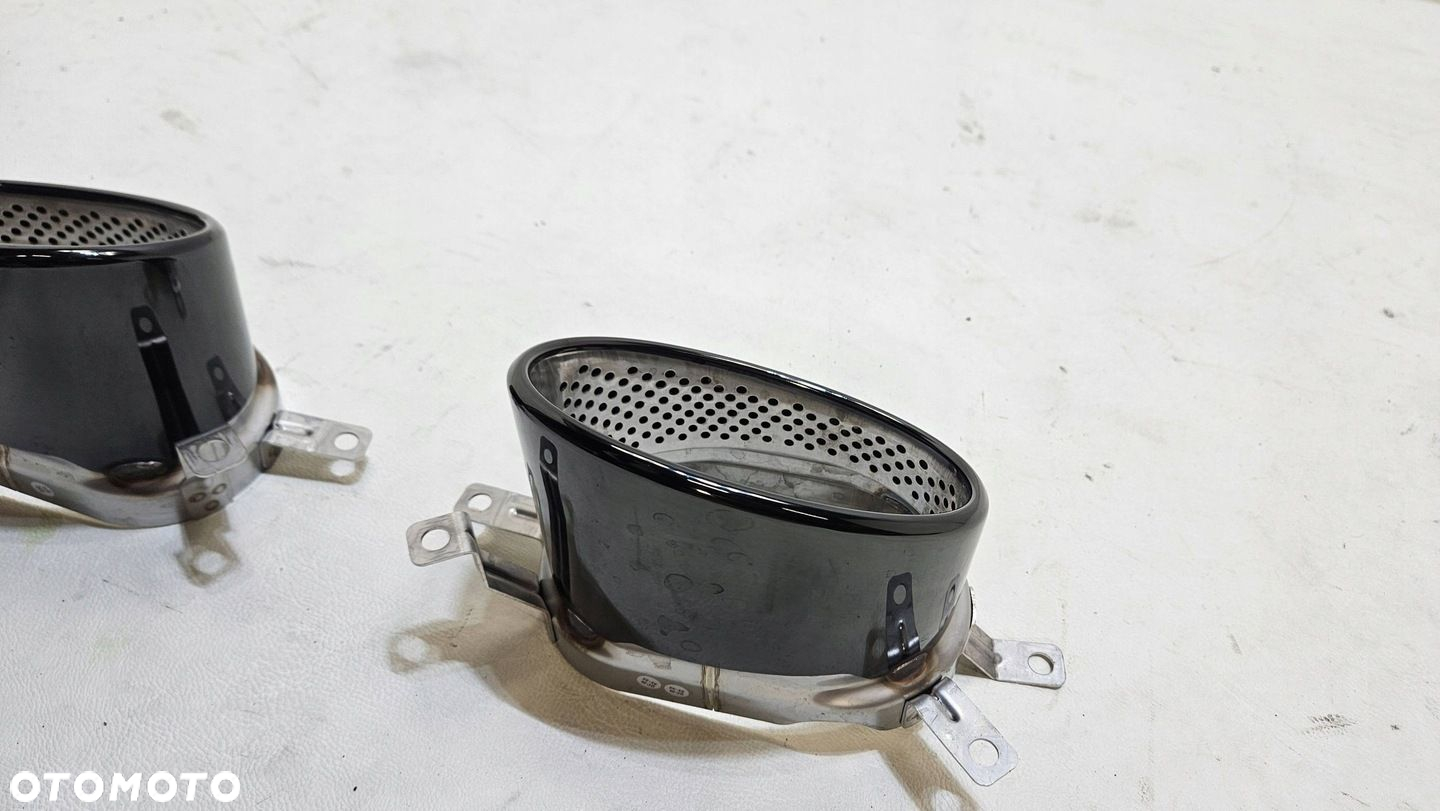KOŃCÓWKA WYDECHU LEWA PRAWA AUDI A3 RS3 8Y0253823A 8Y0253824A KOMPLET - 3
