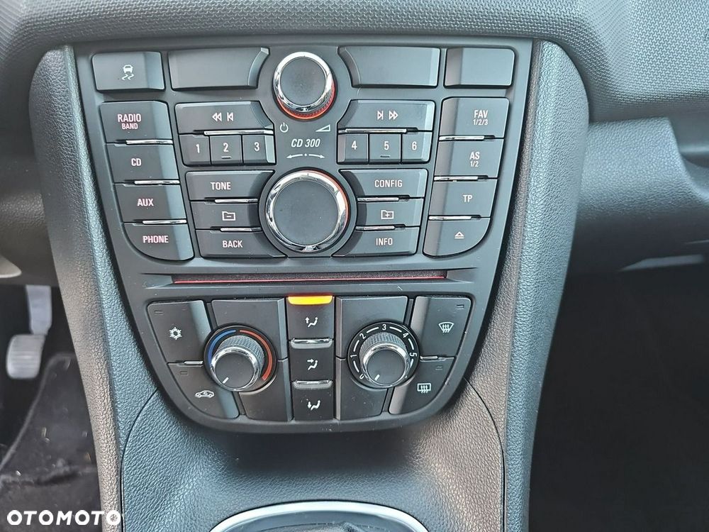 Opel Meriva - 11