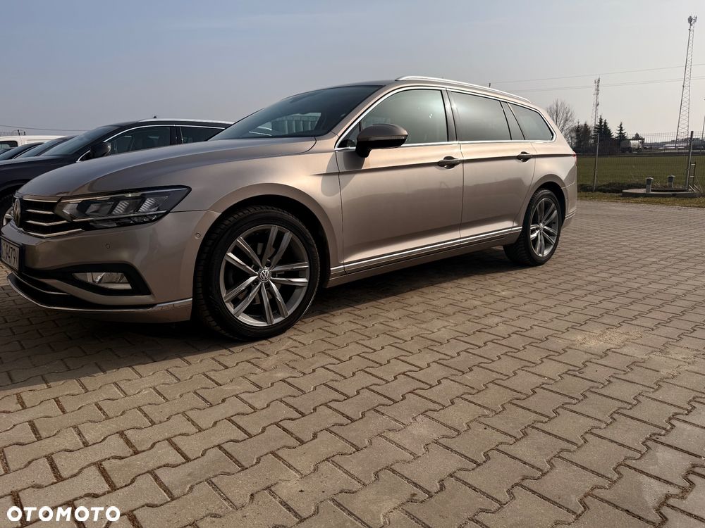 Volkswagen Passat 2.0 TDI Elegance DSG - 1