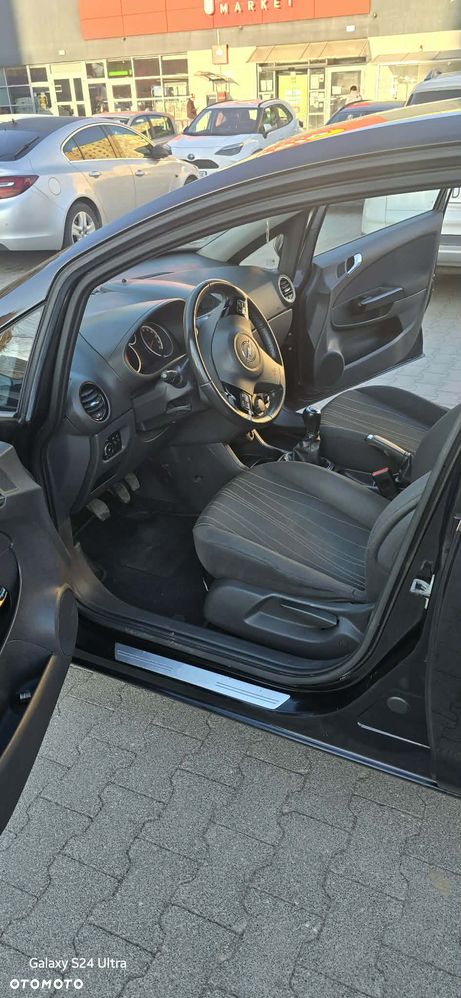 Opel Corsa 1.4 16V Cosmo - 6