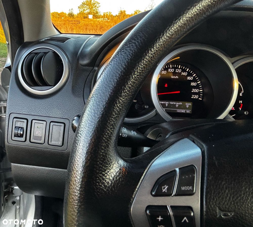 Suzuki Grand Vitara 2.4 Comfort - 14