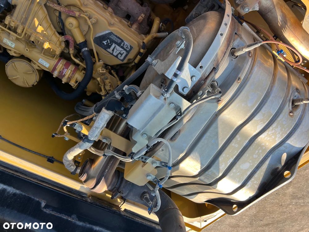 Caterpillar CAT 323FL koparka gąsienicowa - 8