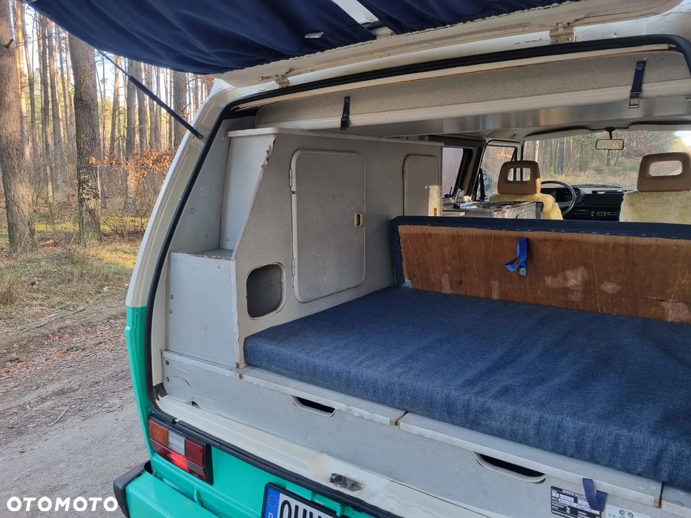 Volkswagen Transporter - 25