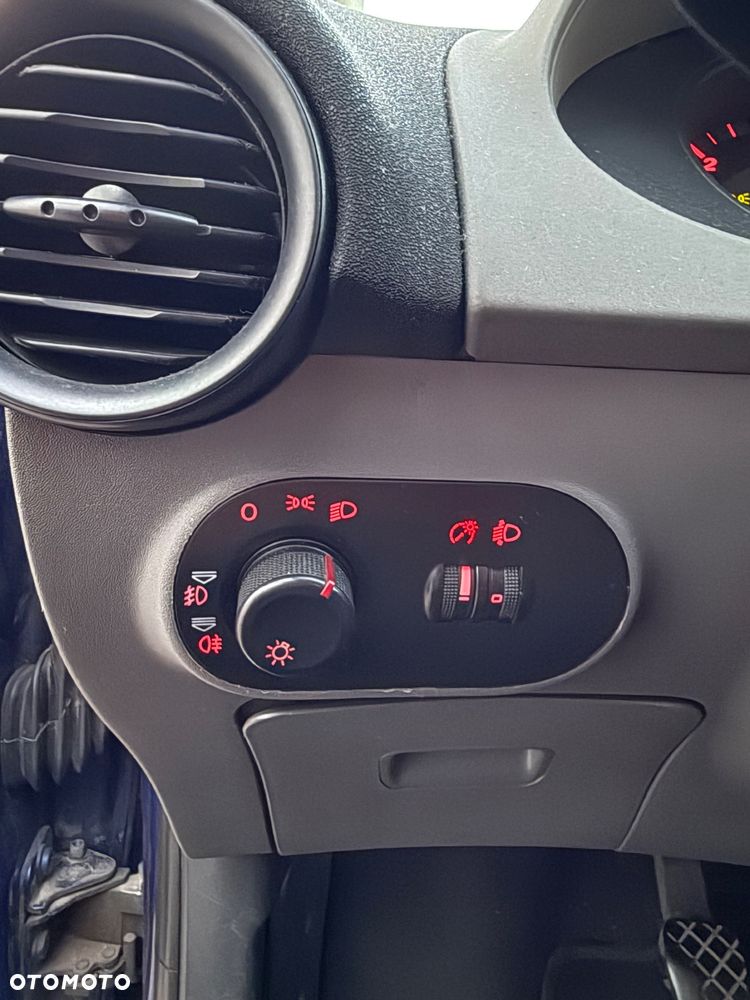 Seat Cordoba 1.9 TDI Stylance - 37