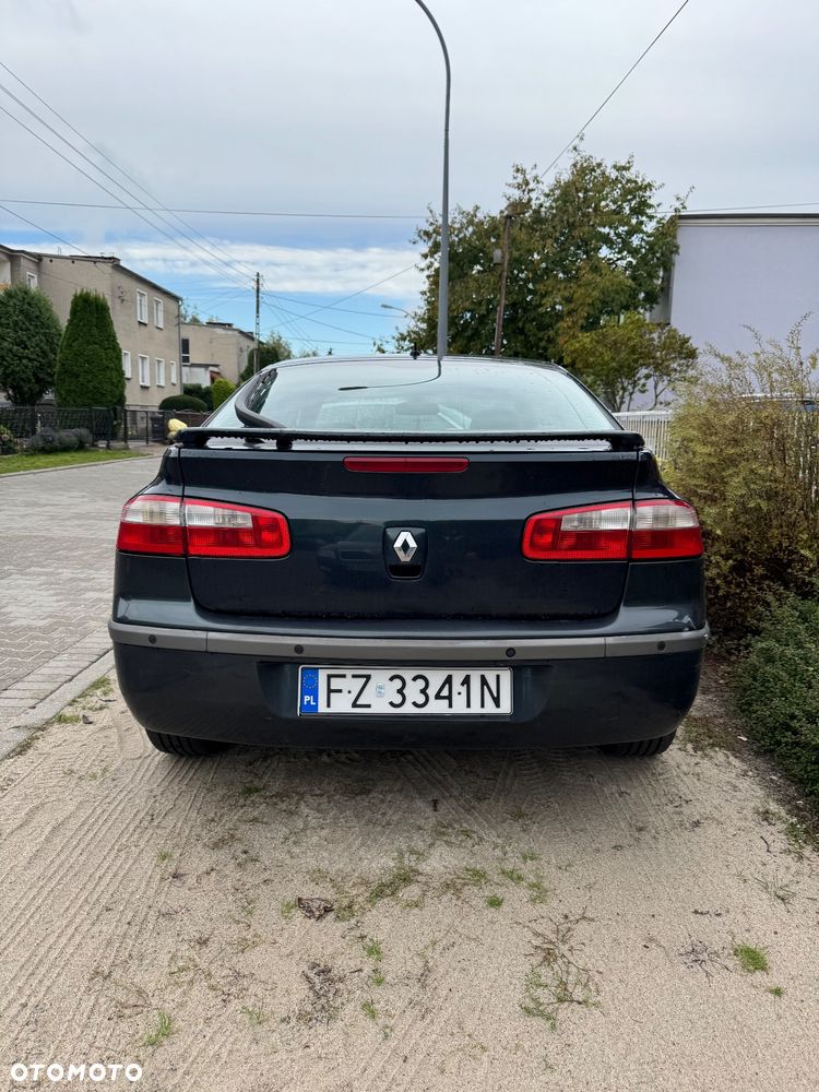 Renault Laguna 1.8 Privilege - 2