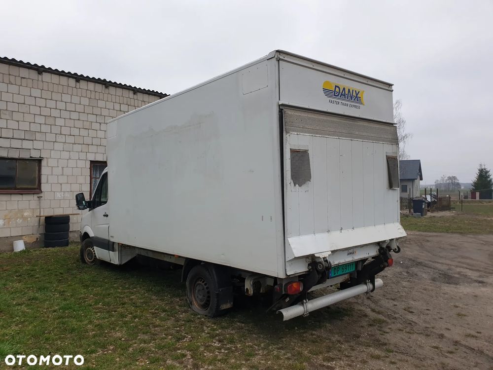 Mercedes-Benz Sprinter - 4
