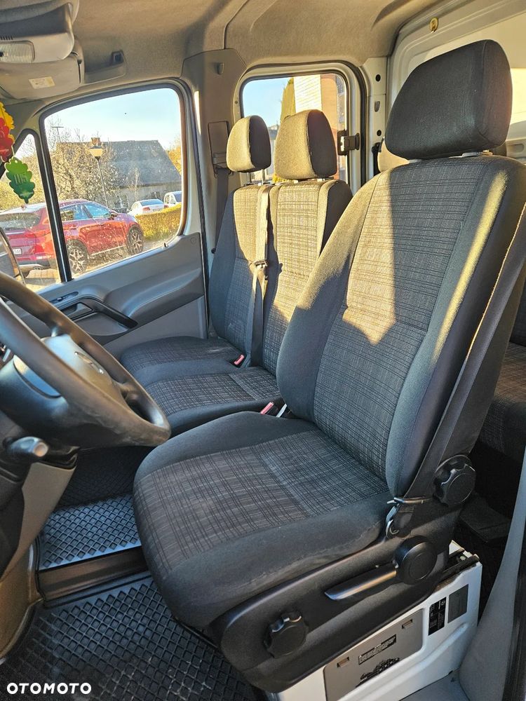 Mercedes-Benz SPRINTER - 12