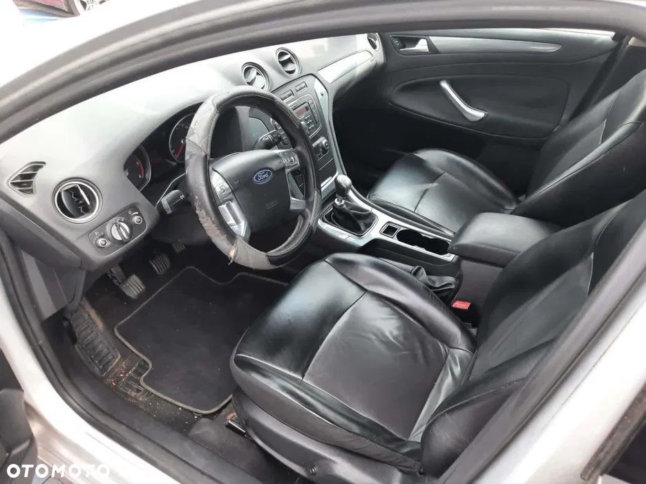 Ford Mondeo - 6