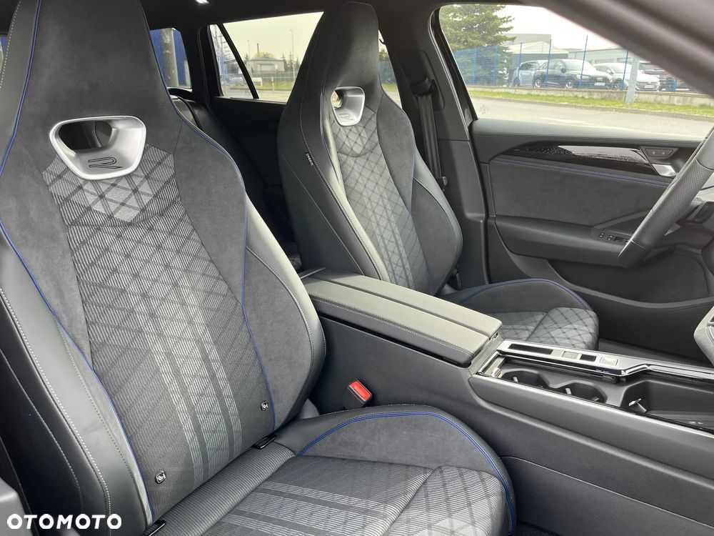 Volkswagen Passat - 32