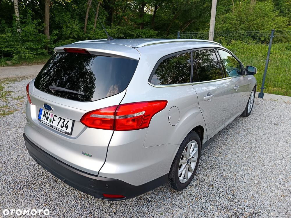 Ford Focus 1.0 EcoBoost STart-Stopp-System TITANIUM - 6