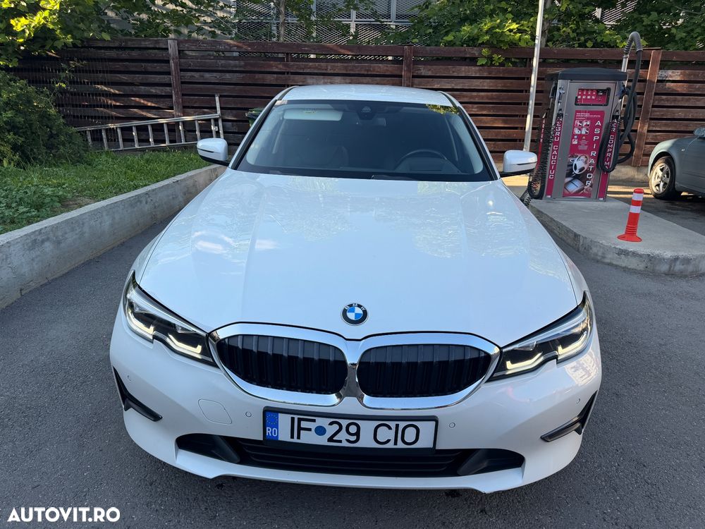 BMW 3 Series 2019 — imagine 10