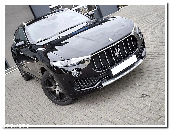 Maserati Levante Q4 Executive - 6
