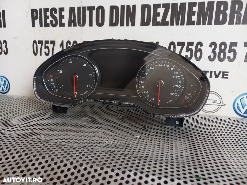 Ceasuri Bord Audi A8 4H D4 An 2010-2011-2012-2013-2014-2015-2016-2017 Volan Stanga Europa Cod 4H0920830D Dezmembrez Audi A8 4H D4 3.0 Tdi Quattro Motor CDT Cutie MXU Volan Stanga - Dezmembrari Arad - 2