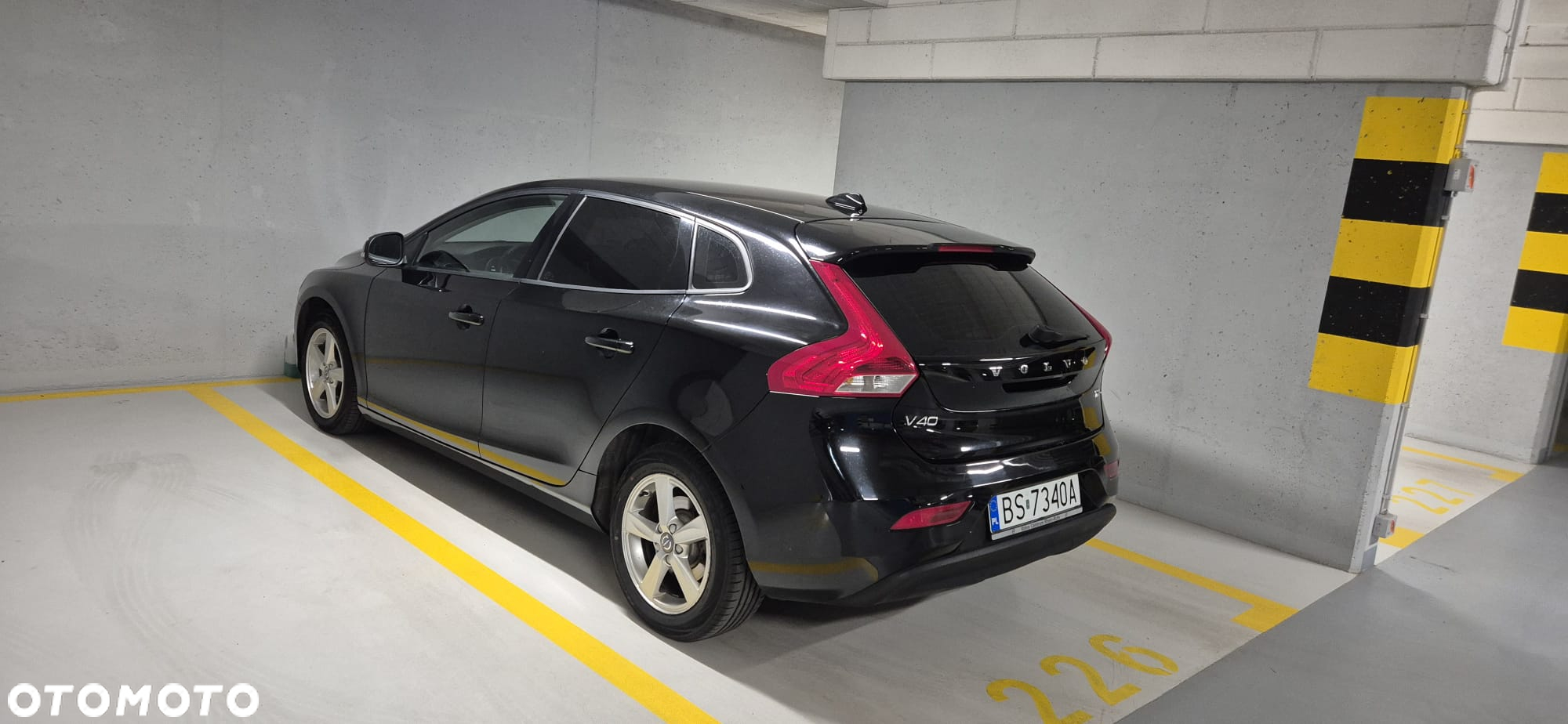 Volvo V40 T2 Kinetic - 2