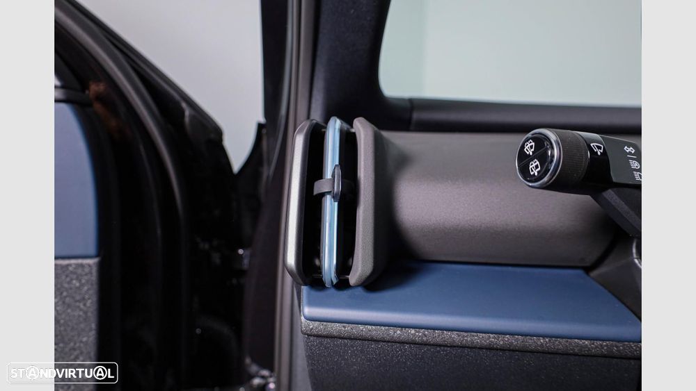 Volvo EX30 69 kWh Single Motor Extended Range Plus - 11