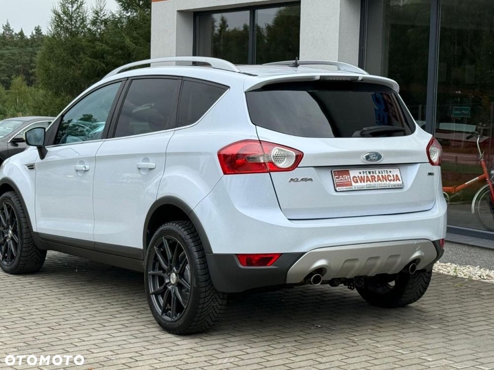 Ford Kuga - 10