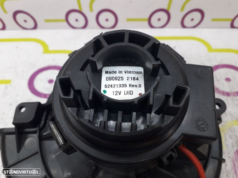 Motor Chauffage Opel Astra H GTC 1.9 CDTi 120Cv de 2010 - Ref: 52421335 - NO360011 - 3