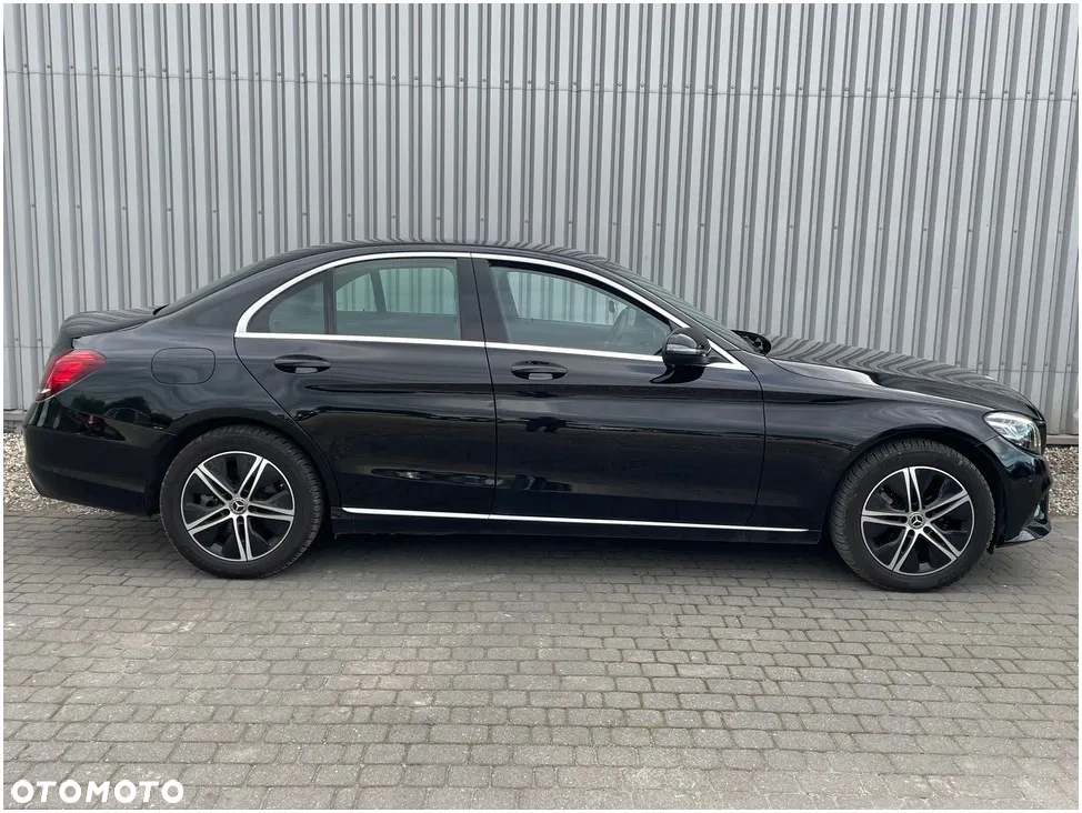 Mercedes-Benz Klasa C 180 9G-TRONIC - 7