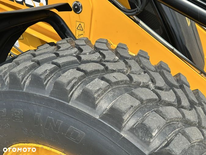JCB 4CX ECO - 31