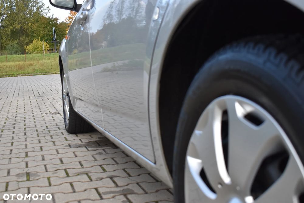 Ford Mondeo 2.0 TDCi Trend - 10