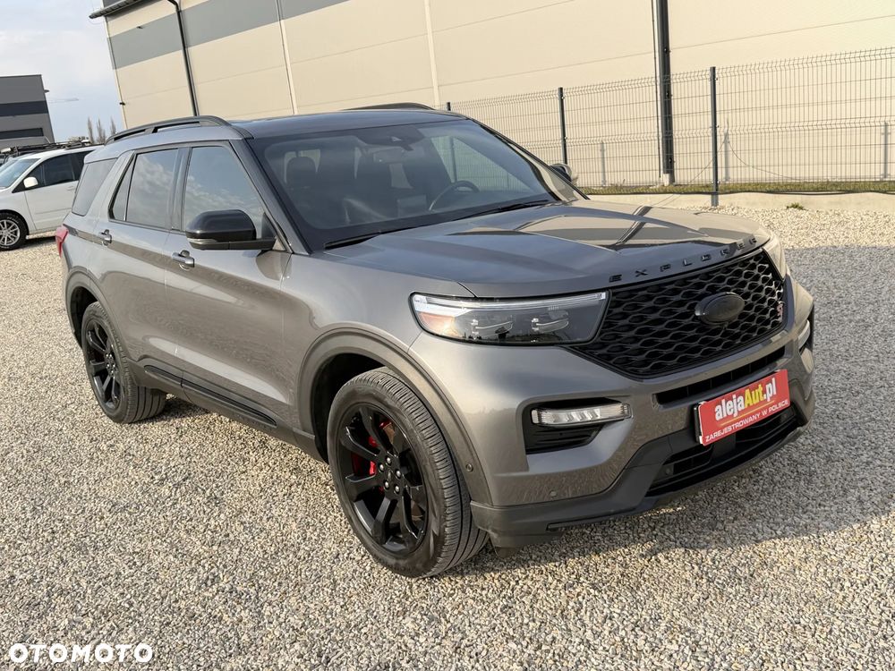 Ford Explorer - 2