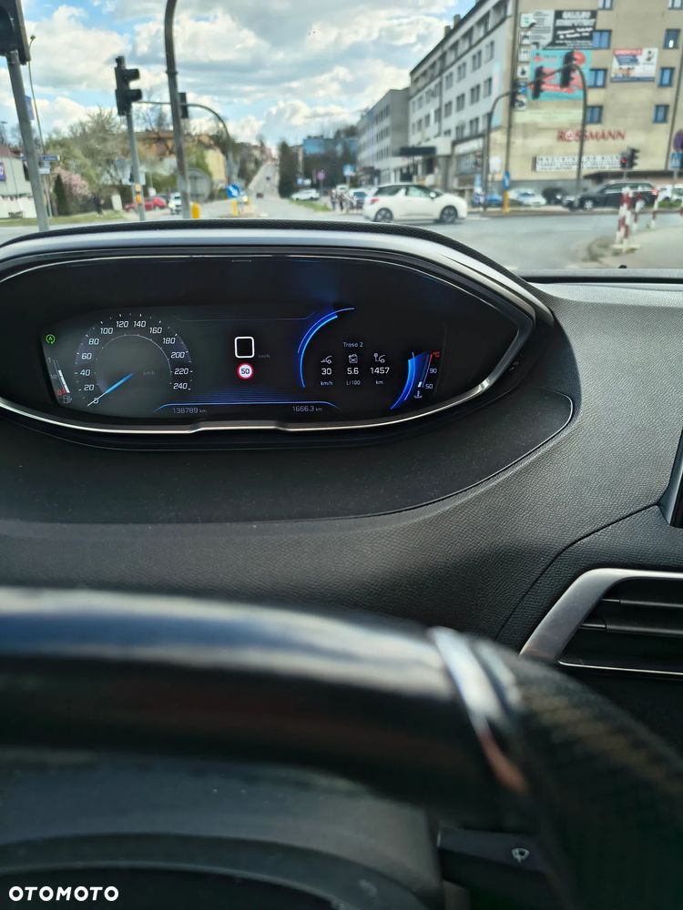 Peugeot 3008 - 3