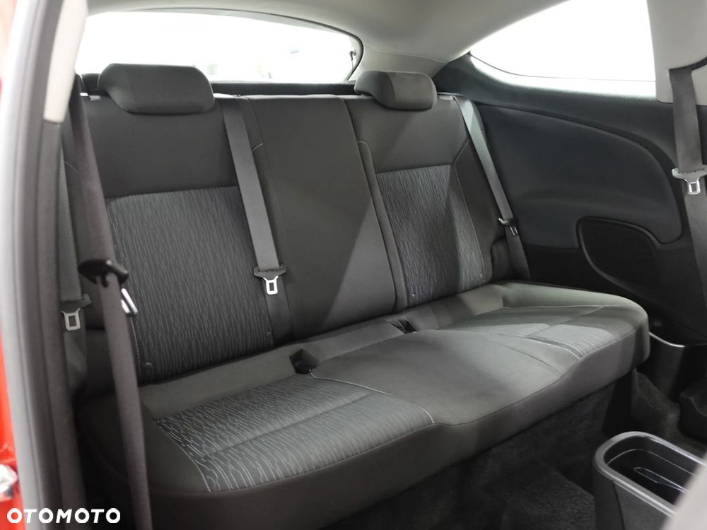 Opel Astra - 25