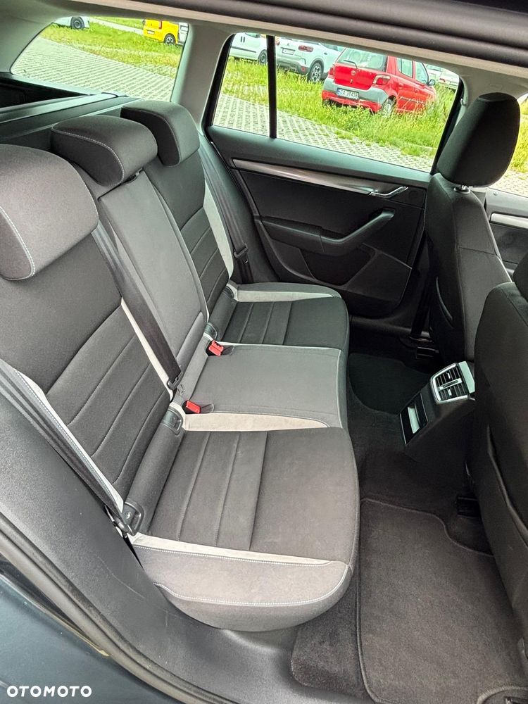 Skoda Octavia 1.4 TSI Joy - 10