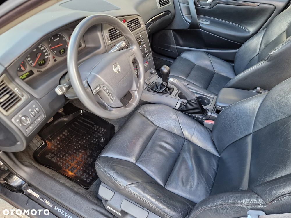 Volvo V70 D5 - 33