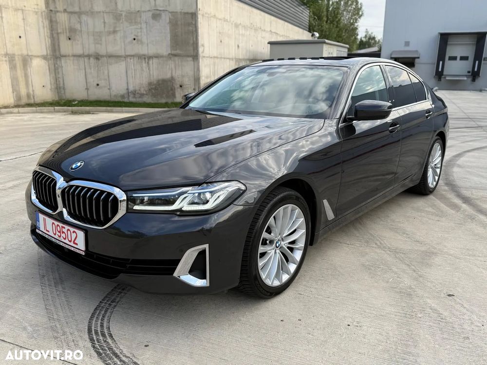 BMW Seria 5 520d Aut. Luxury Line - 1
