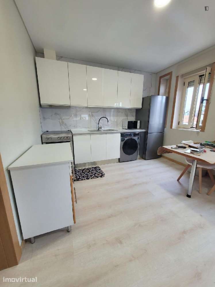 Quarto - localizado em Paranhos Porto - Grande imagem: 5/10