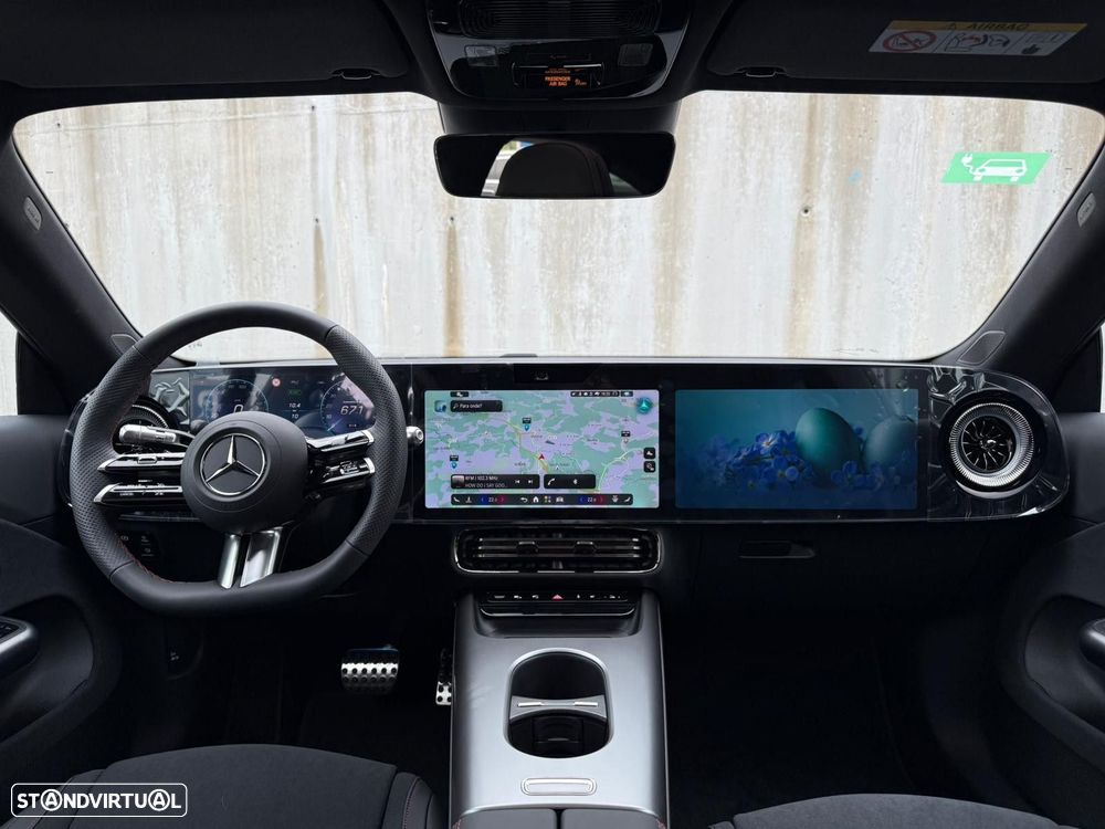 Mercedes-Benz CLA 250+ EQ Shooting Brake - 12
