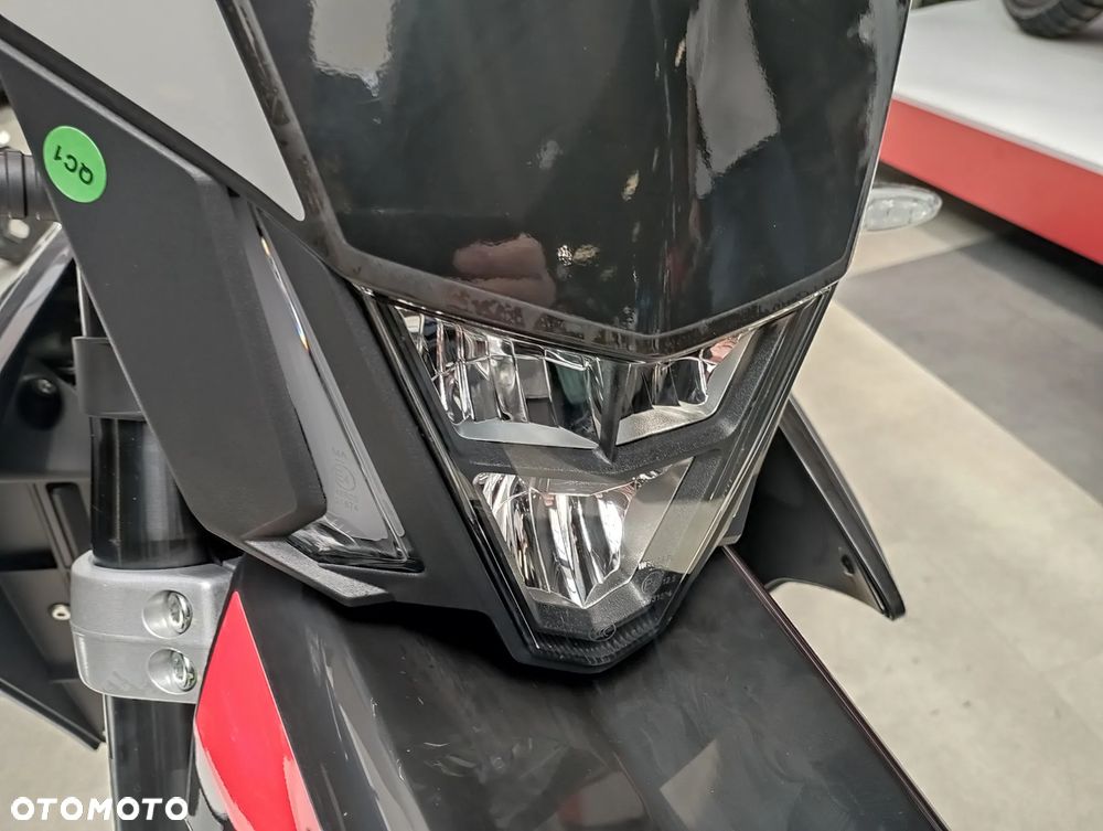 Aprilia SX - 9