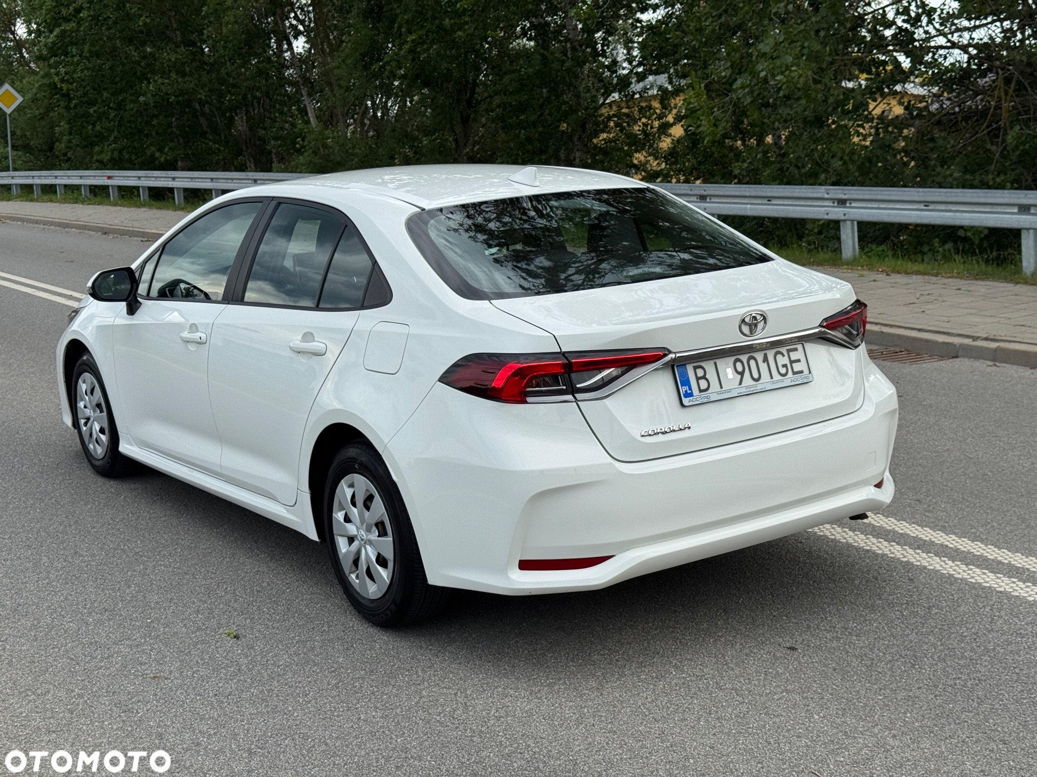 Toyota Corolla 1.5 Comfort - 3