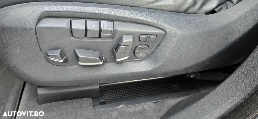 BMW X6 xDrive30d - 10