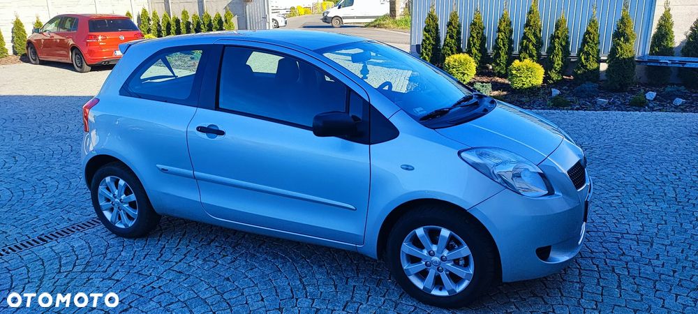 Toyota Yaris - 6
