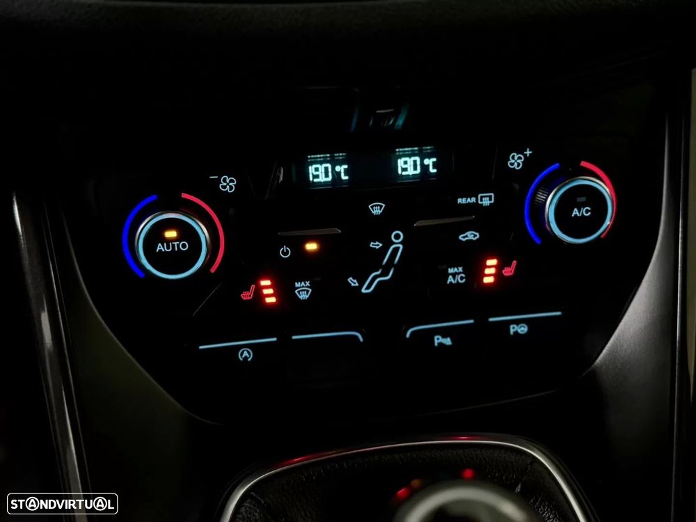 Ford Grand C-Max 1.0 EcoBoost Titanium S/S - 38