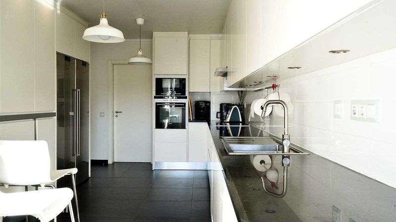 Apartamento T3 à venda em Linda-a-Velha, Av Carolina Michaelis - Grande imagem: 5/12