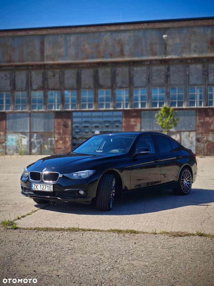 BMW Seria 3 320d xDrive - 1