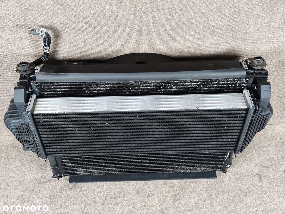 JEEP GRAND CHEROKEE WK2 3.0CRD 16-21r Chłodnice Komplet - 7