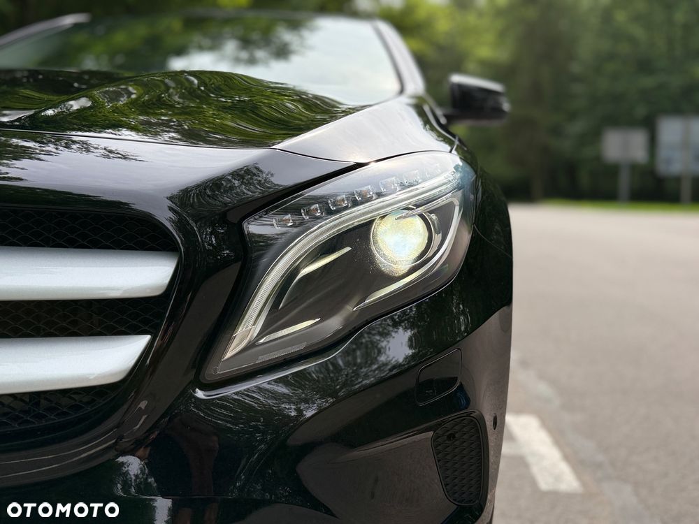 Mercedes-Benz GLA 200 7G-DCT Urban - 6