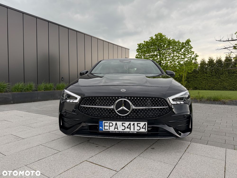 Mercedes-Benz CLA 220 AMG Line 7G-DCT - 3