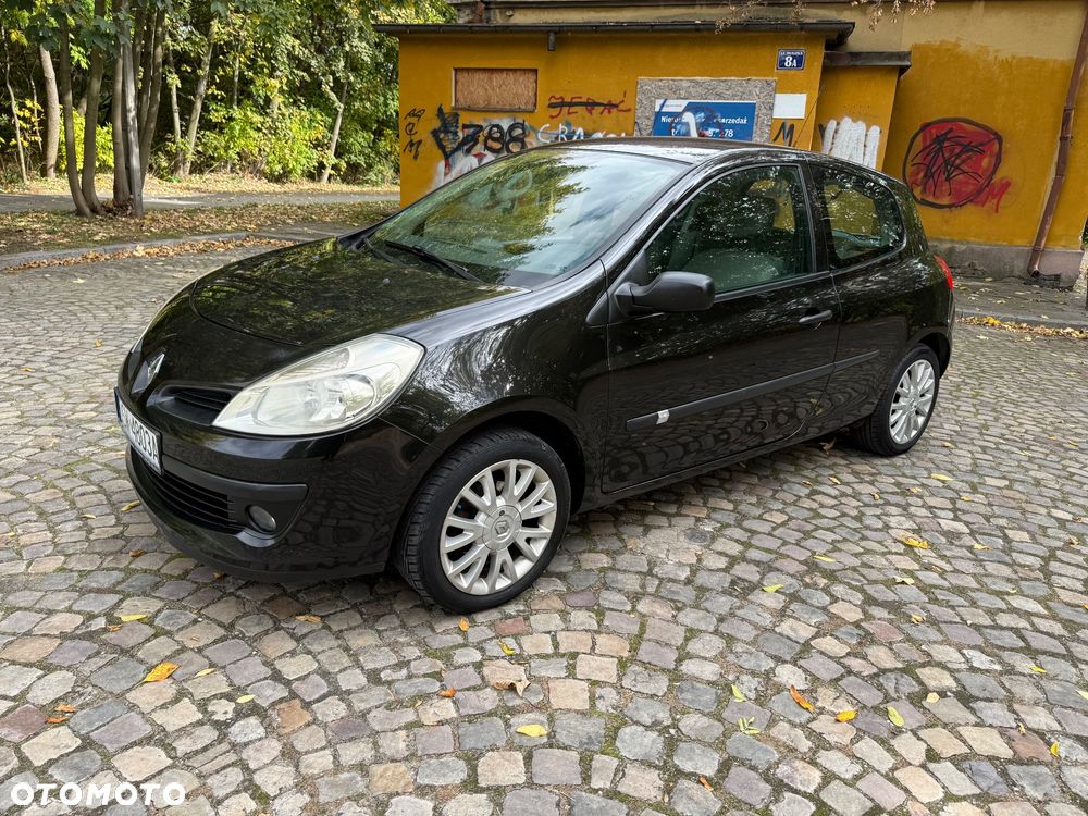 Renault Clio - 2