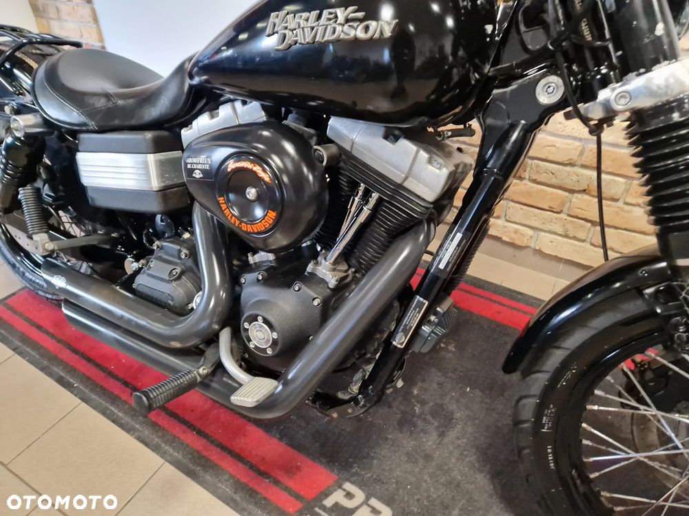 Harley-Davidson Dyna Street Bob - 18