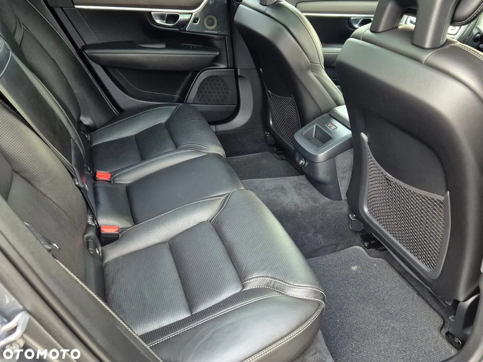 Volvo V90 Cross Country D5 AWD - 18