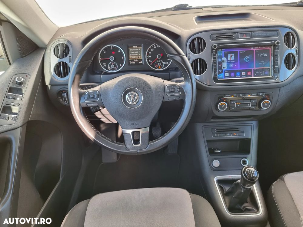 Volkswagen Tiguan 2.0 TDI DPF 4Motion BlueMotion Technology Exclusive - 6